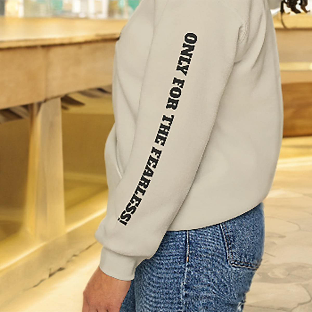FOMOGOI Signature Hoodie | Light