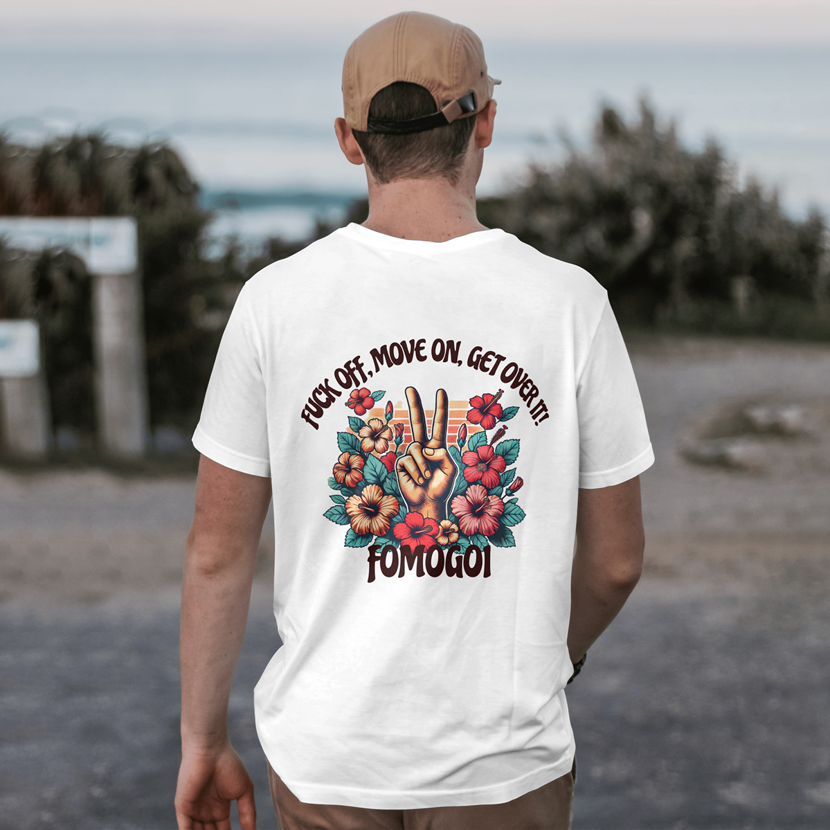 FOMOGOI Peace & Hibiscus Tee