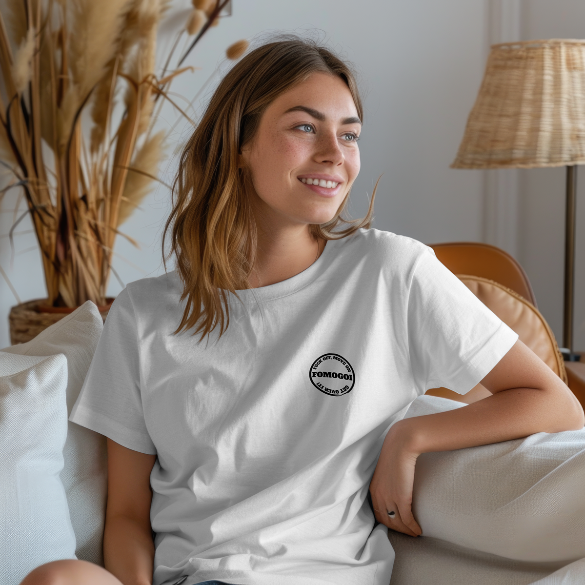 FOMOGOI Peace & Hibiscus Tee
